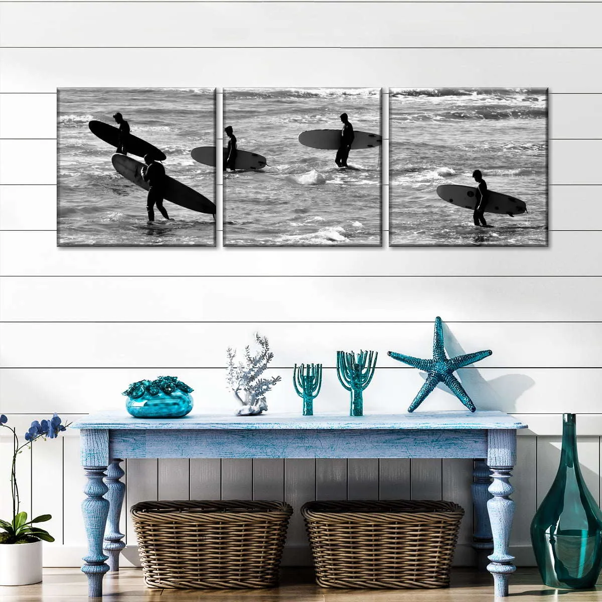 5 Surfers In Black And White Wall Art